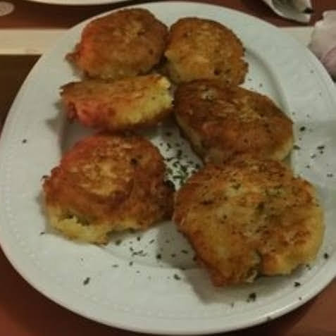 HOMEMADE FALAFELS BALLS WITH MINT 