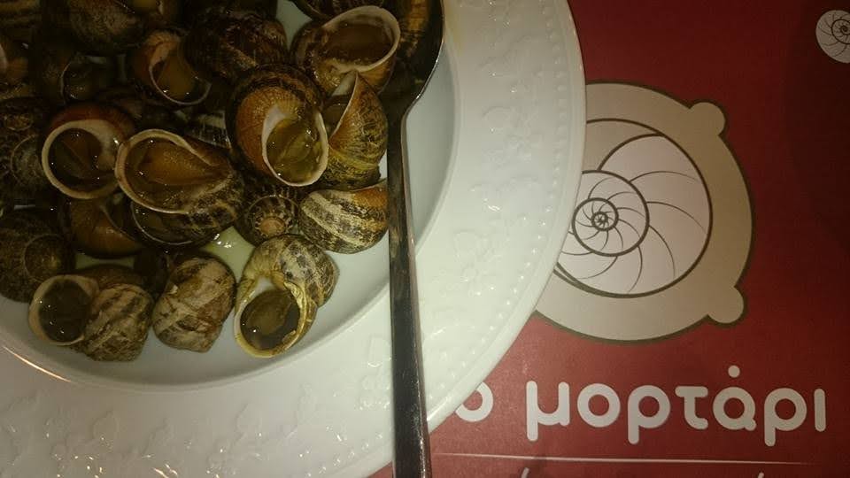 Καραβόλοι με σκορδαλιά (σαλιγκάρια μεγάλα) / Karavoli - big snails with garlic dip / Karavoli - gros escargots et aioli