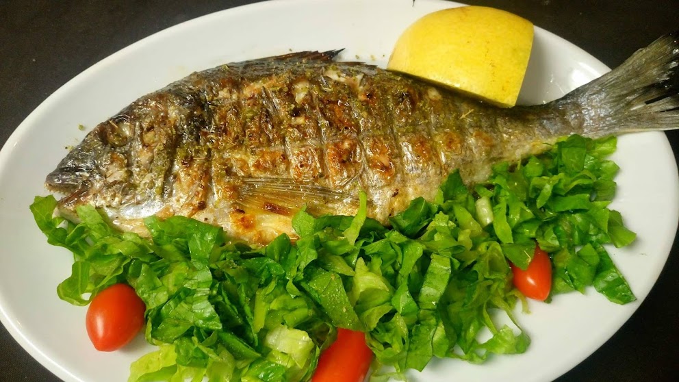 Ψάρια ημέρας τσιπουρα/ Τodays’ fresh fish dorado | Poisson du jour dorad