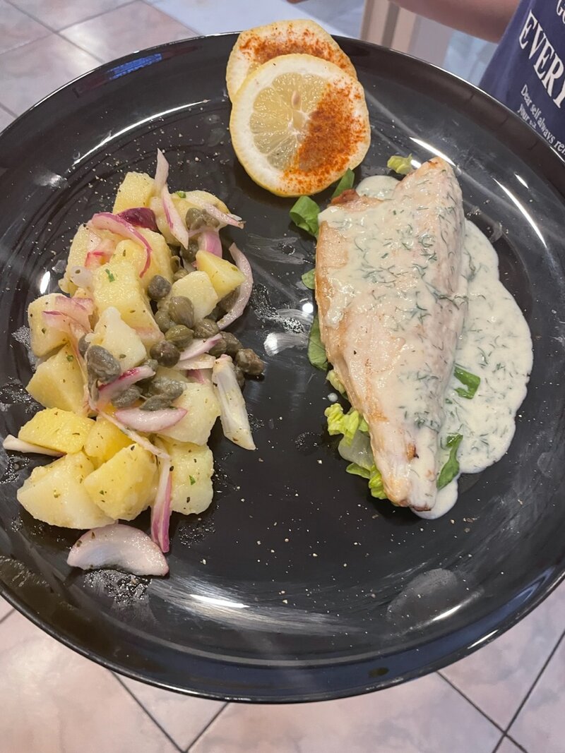 Fillet seabass grilled with garlic cream