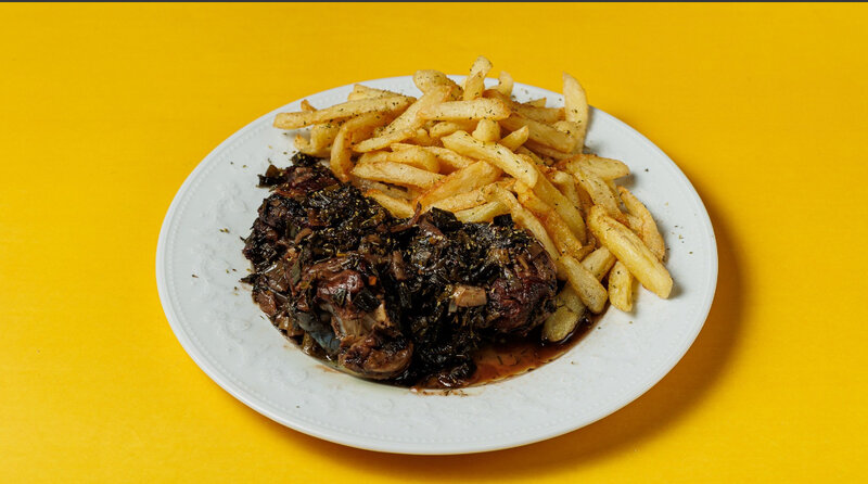 MASTELO (LAMB IN THE OVEN) WITH FRESH FRIED POTATOES