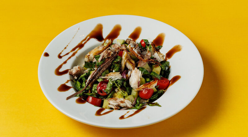 Lettuce with smoked fish,